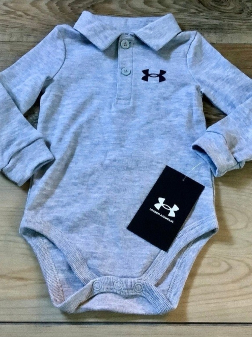 Under Armour Baby Gray Long-Sleeve Polo Bodysuit Size 0/3